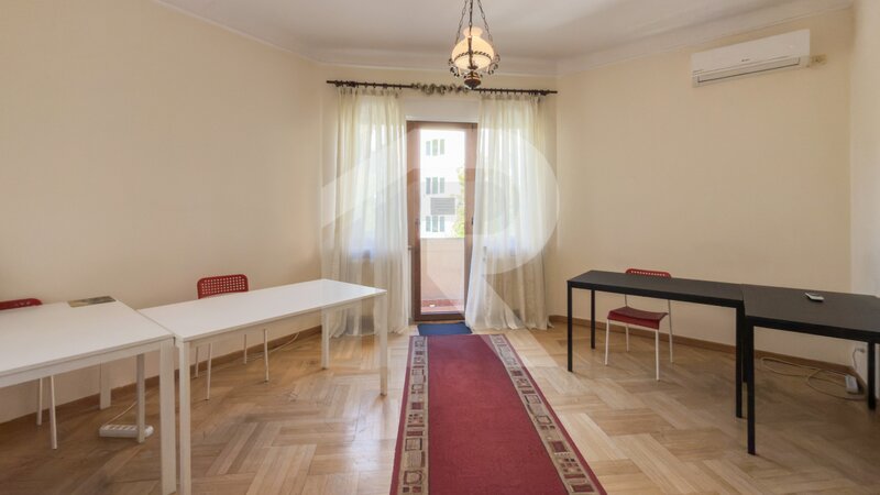 Piata Romana, spatiu de birouri, 180 mp